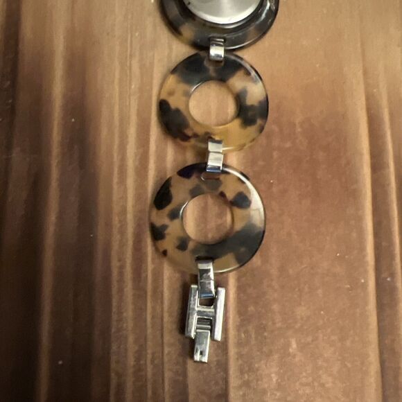 AC Tortoise Sell Ladies Watch New Battery - Picture 4 of 7